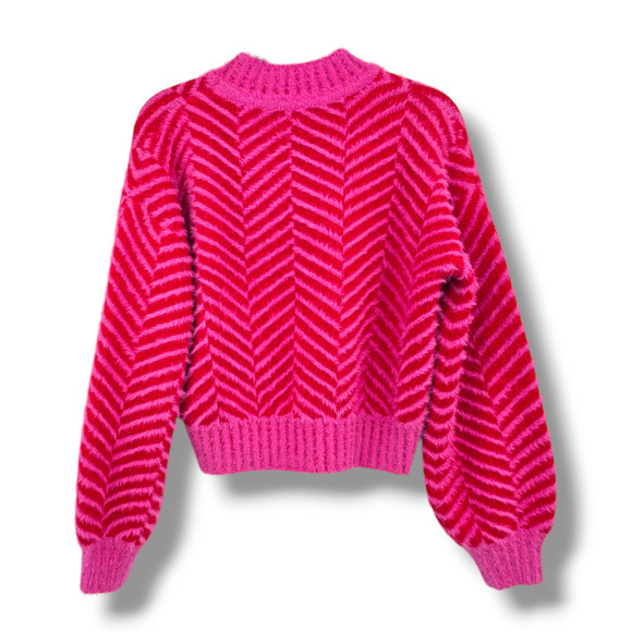 Sugar + Lips Women's Chevron Fuzzy Cropped Mock Neck Sweater Pink Size Small - Picture 3 of 11